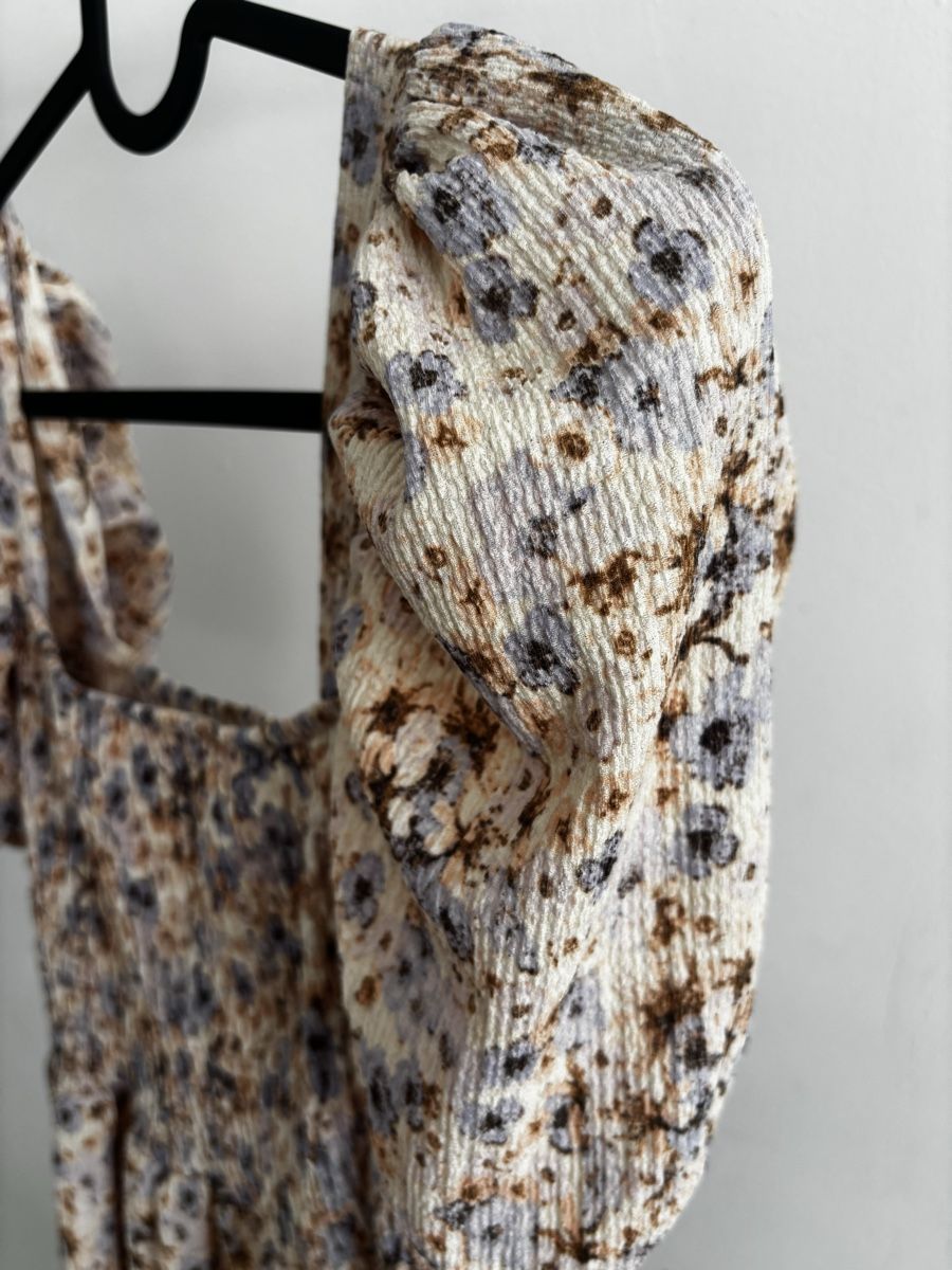 H&M Vestiti: Kleid mit Blumen  – Usato da Sulzbach venduto da dfrey25 1