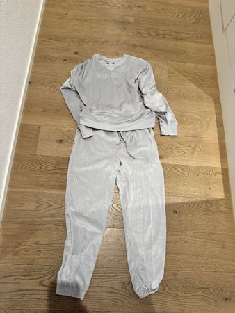 DKNY Loungewear Set - Size M - Excellent Condition! Soft!