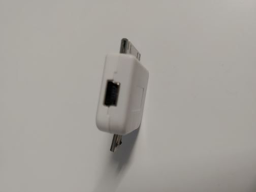 Unità & Adattatore: MicroUSB/MiniUSB iPhone 4 Adapter – Nuovo e nell'imballaggio originale da Aesch BL venduto da Elektronik_Laden 1