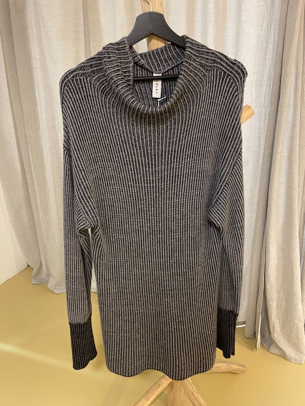 Maglioni & Felpe: Pull Varley merino NEUF – Nuovo e nell'imballaggio originale da Gais venduto da ann_5jlh
