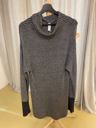 Pull Varley merino NEUF