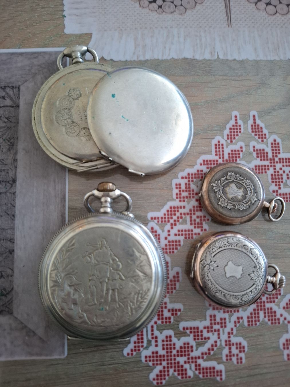 Orologi: Taschenuhren lot – Difettoso da Neuhausen am Rheinfall venduto da Waly... 1
