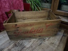 Magnifique ancienne caisse bois chocolat poulain restaurée