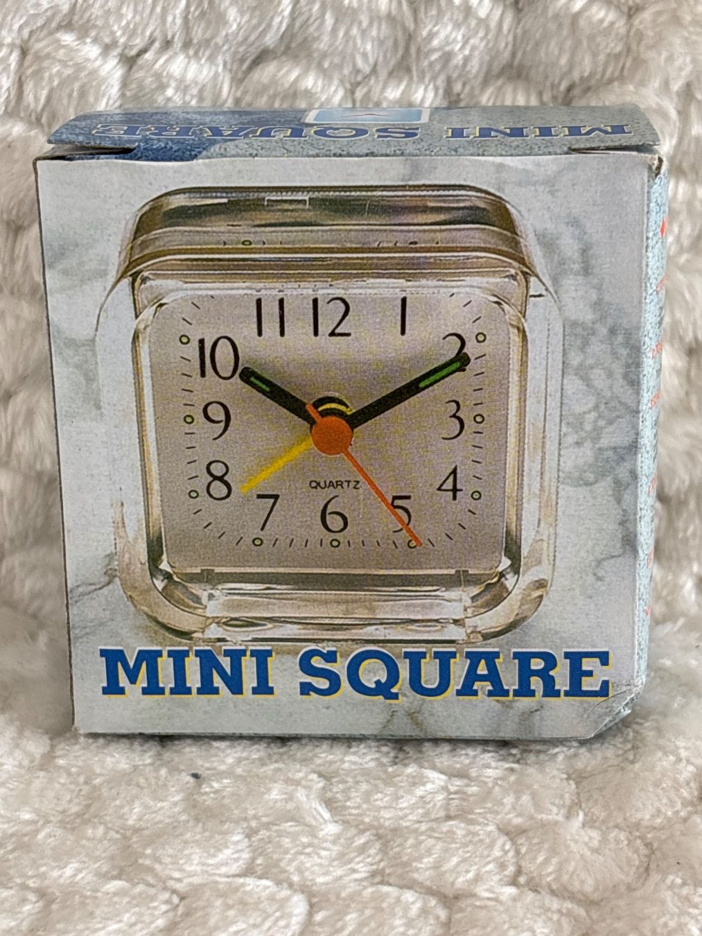 Sveglie: Mini Reisewecker lila 6x6cm – Nuovo e nell'imballaggio originale da Oberegg venduto da MR-shop 2