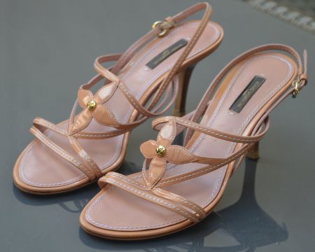 Sandalen / Sandales Louis Vuitton  .38,5