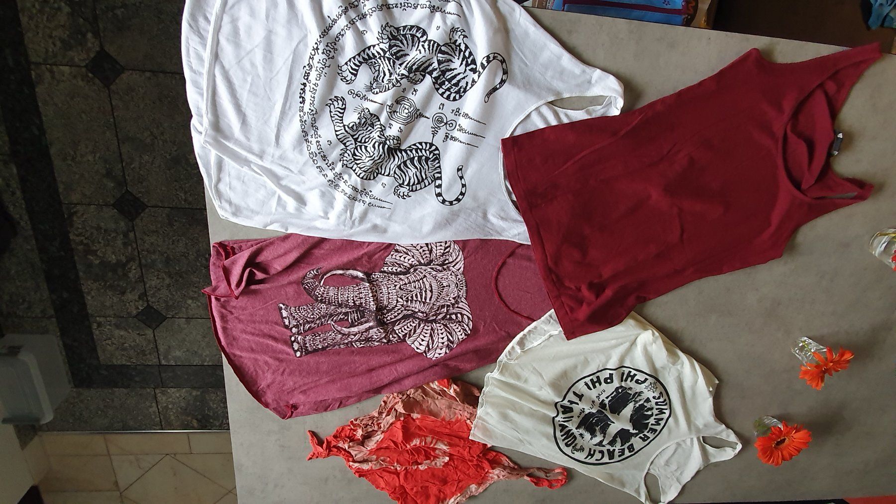 Top: Shirts M – Nuovo (secondo la descrizione) da Freienstein venduto da Widder11