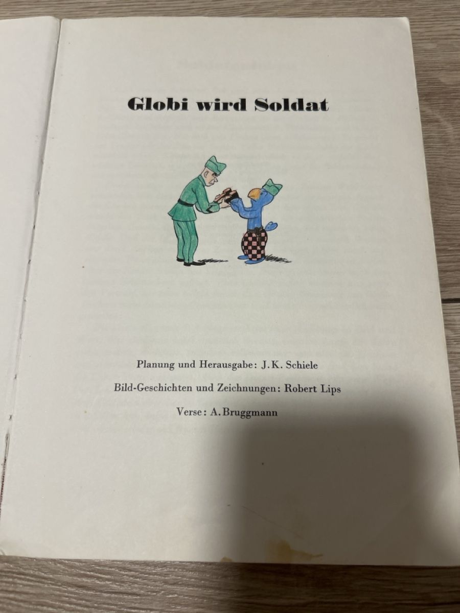 Livres: Globi wird Soldat – D'occasion à Maienfeld par Jasmin_laeser 2