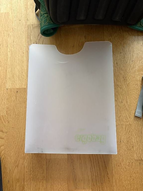 Ergobag Kindertaschen: Ergobag Schulsack mit Turnsack Dinosaurier – Gebraucht aus Burgdorf von D_A-J-b_46 3
