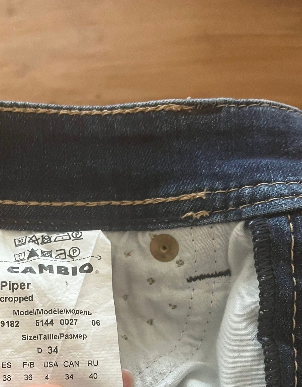 Cambio Jeans: Cambio Jeans Gr. 34 blau – Usato da Schmerikon venduto da Speedy053 2