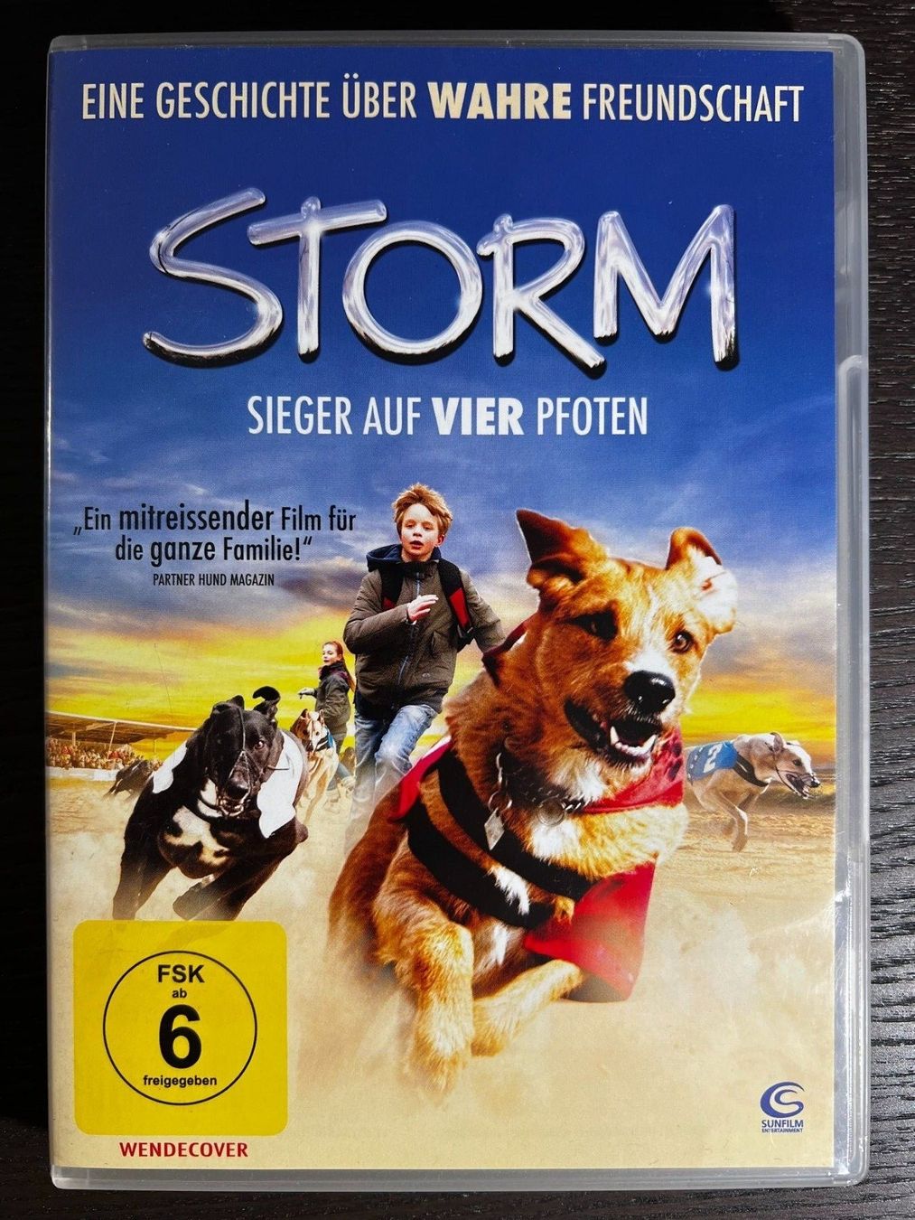 Tutti i DVDs: Storm - Sieger auf vier Pfoten – Usato da Zürich venduto da FilmFreunde