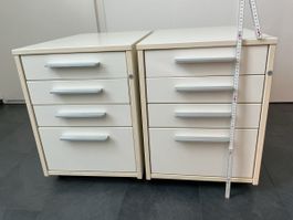 Rollcontainer weiss 2er Set 4 Schubladen pro Container.