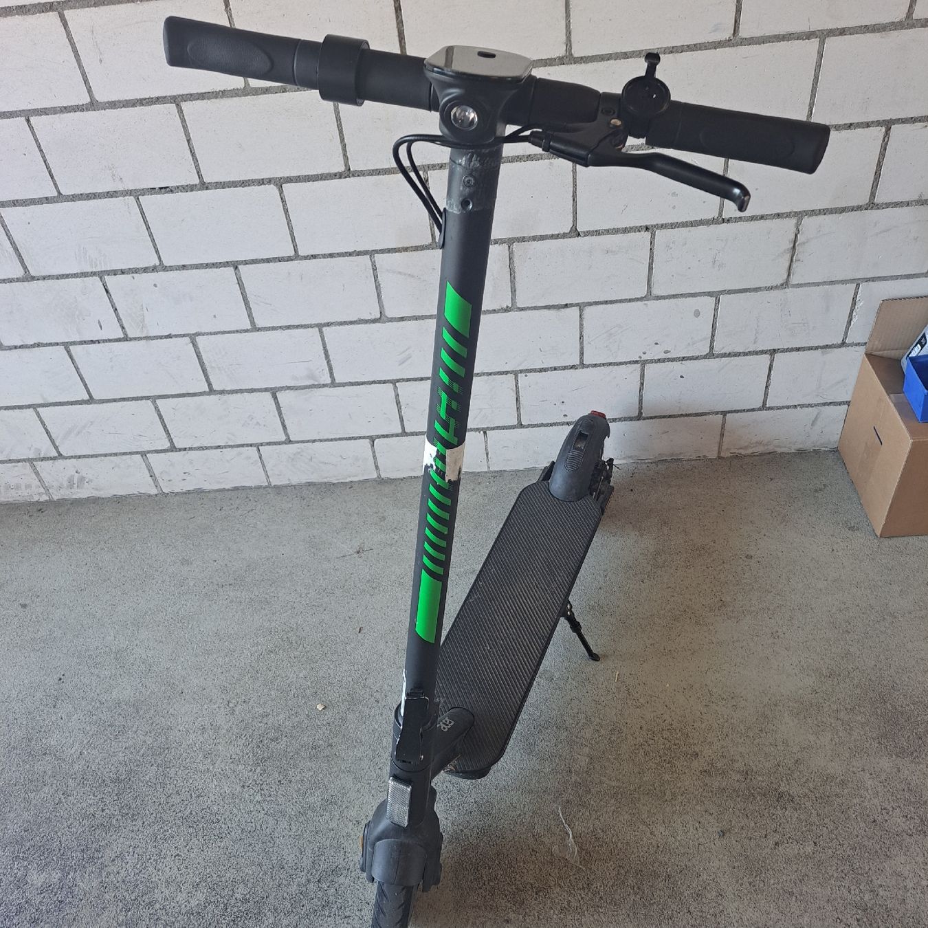 Kickboard: E-Scooter Acer ES 15 gebraucht  – Usato da Muolen venduto da Piksi03