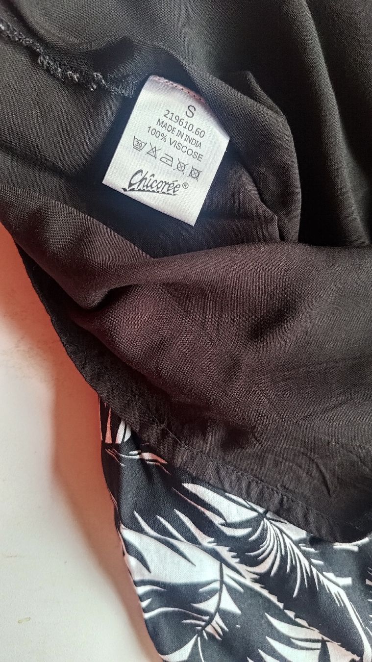 T-shirt: T-shirt S – Usato da Poschiavo venduto da Linuzzo80 2