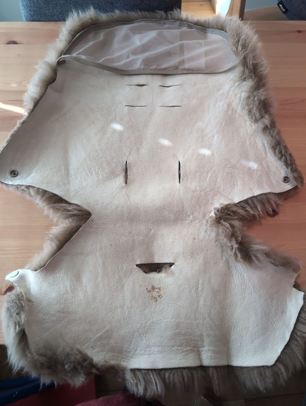 Stokke Carrozzine: Stokke Sheepskin Lining  – Usato da Basel venduto da Braunny 2