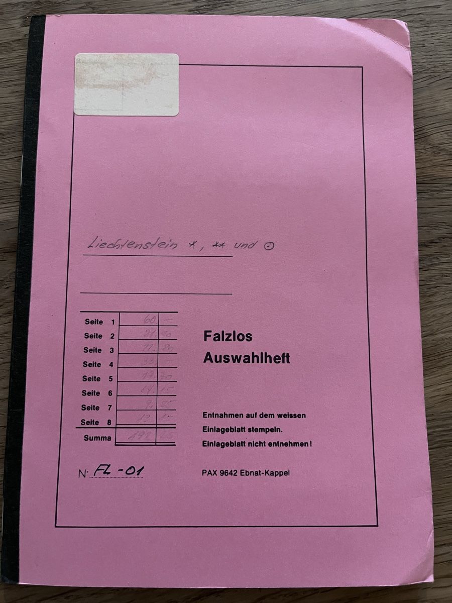Tutti i francobolli: Briefmarken Auswahlheft Liechtenstein – Usato da Römerswil LU venduto da manuscha_
