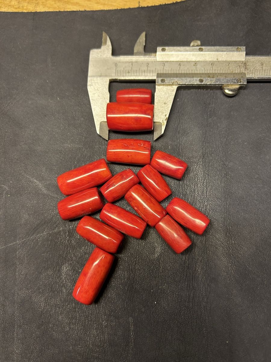 Edelsteine: KORALL STEINE – Gebraucht aus Bottmingen von Surubi 2