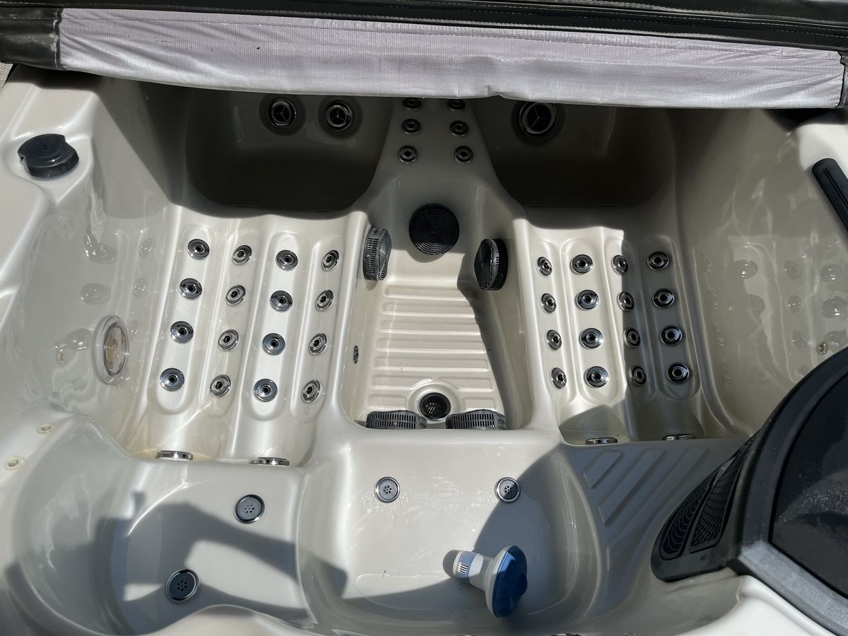 Whirlpool: Whirlpool – Gebraucht aus Waltenschwil von Maus0306 2