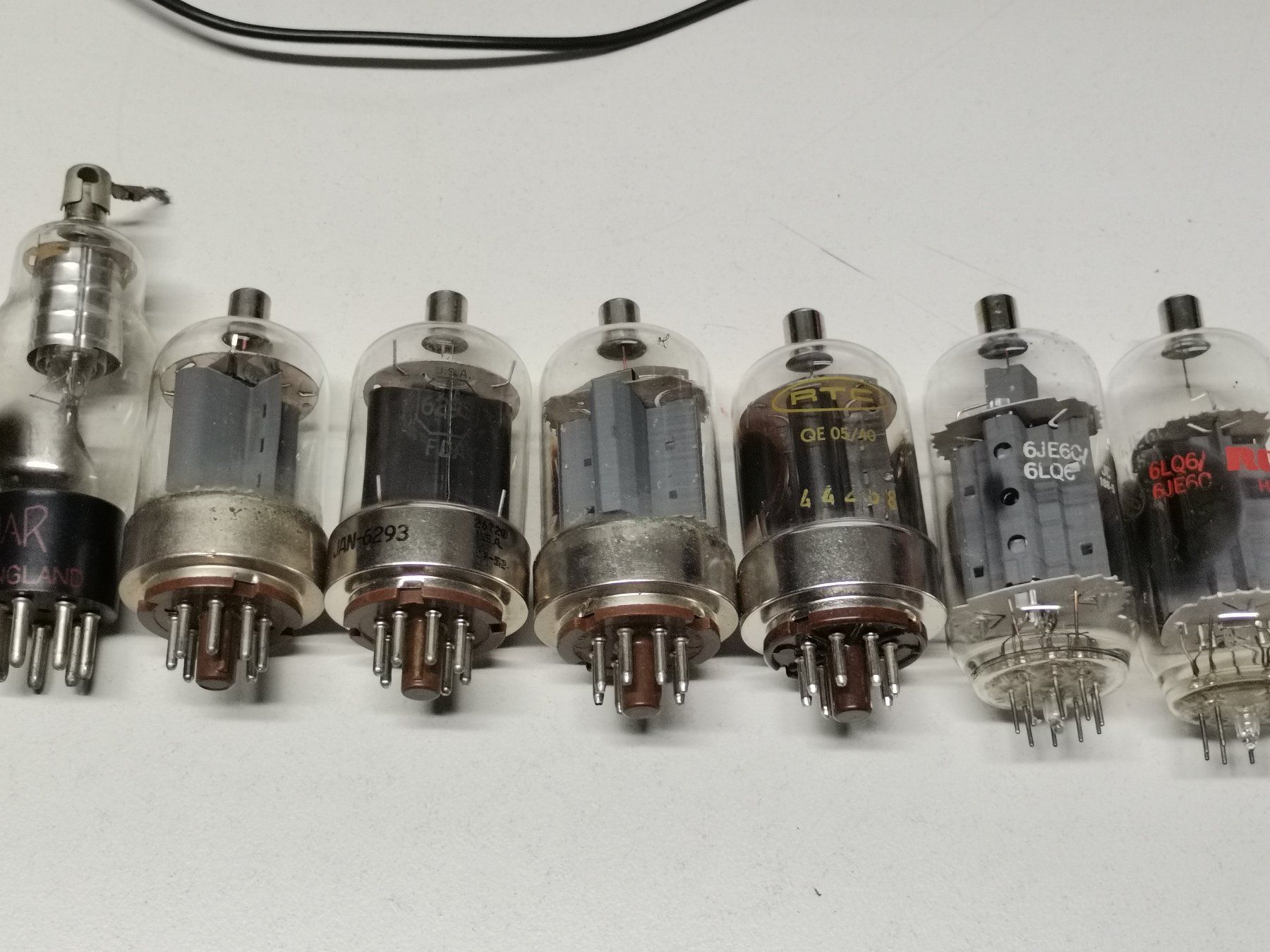 Componenti elettronici: Röhren Konvolut 3 – Usato da Kleindöttingen venduto da Katze99