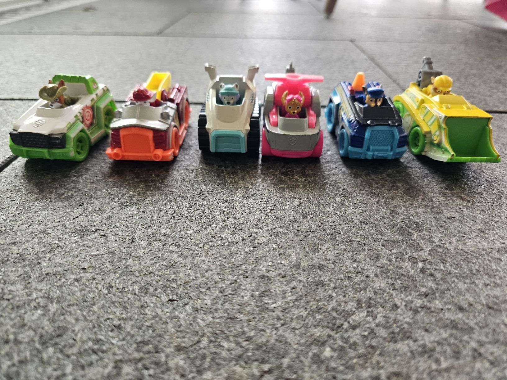 Jouets: kleine paw patrol auto – D'occasion à Zürich par maju_zh 1