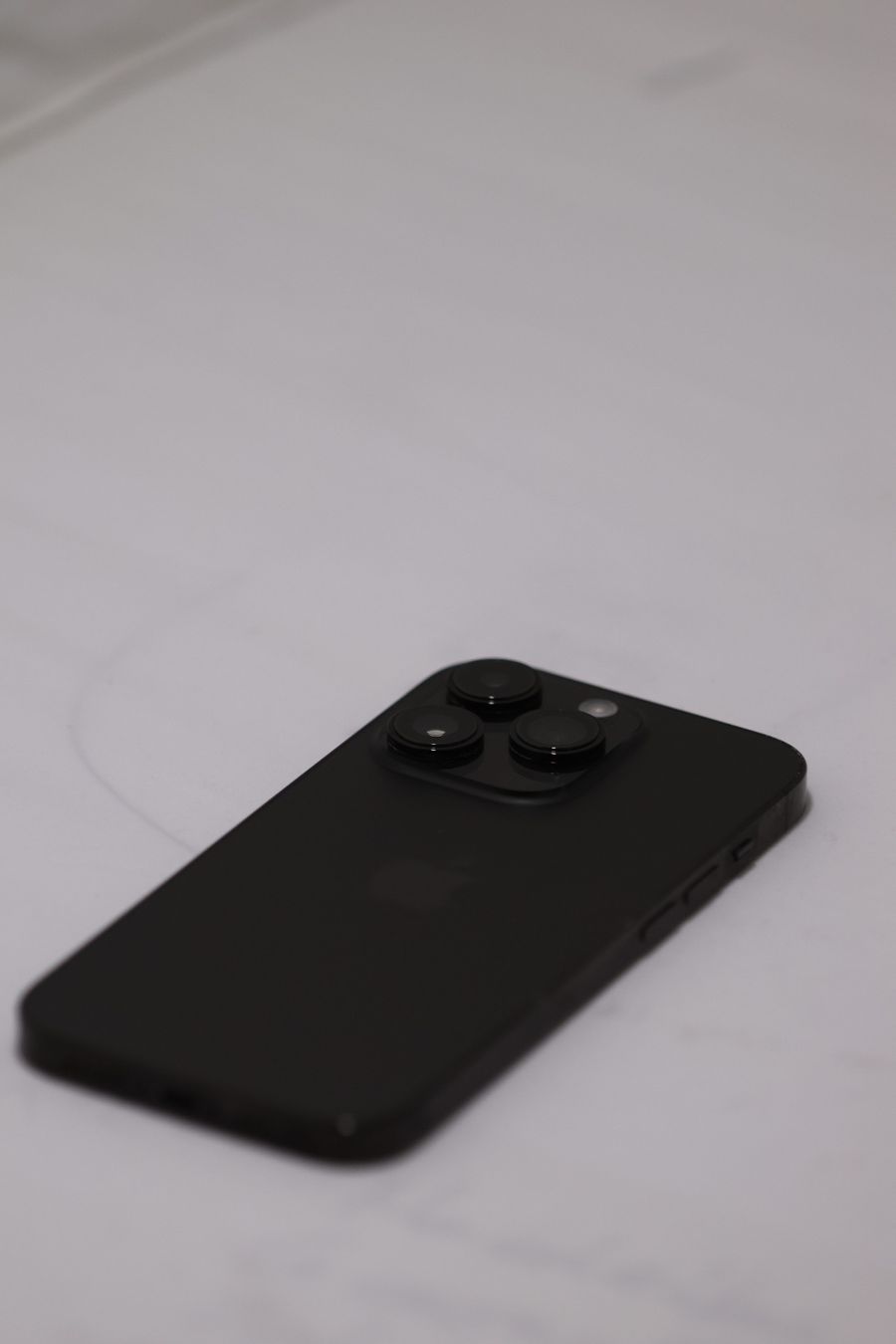 Apple Telefoni cellulari / Smartphones: Apple Iphone 14 Pro Space Black, 256 GB – Usato da Reinach BL venduto da Tscherrer 1
