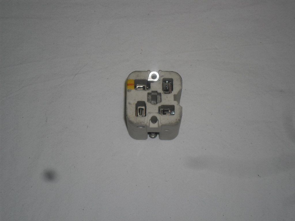 Spine: 400 Volt - Kupplung , 15 A , 4 polig , Metall – Usato da Büren SO venduto da omsa 3