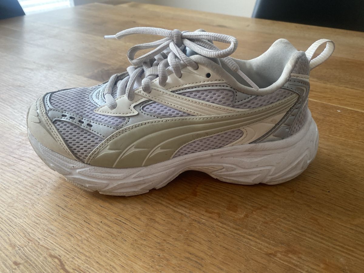 Puma Damenschuhe: Sneaker – Gebraucht aus Wattenwil von Bucht_BE