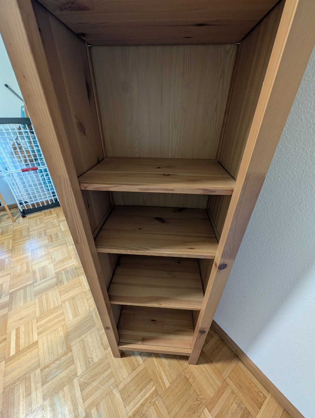 Scaffali: Ikea Hemnes Regal  – Usato da Basel venduto da lis_xs7z 2