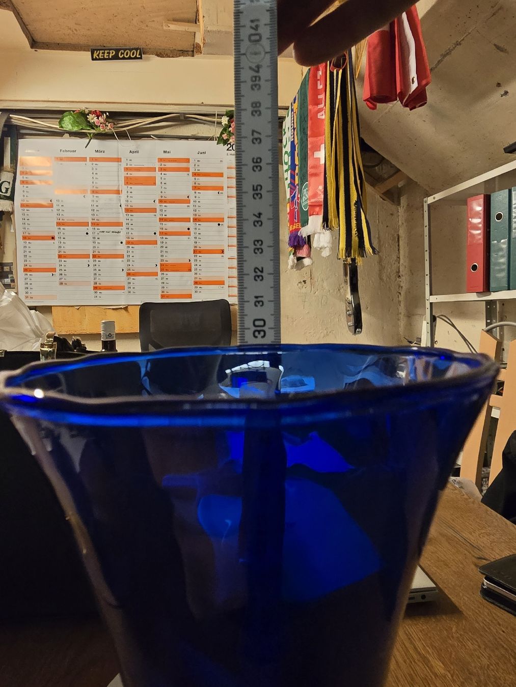 Vasi & Recipienti: Blaue Glasvase 30cm (D) – Usato da Rorschach venduto da TimelessTrading 3
