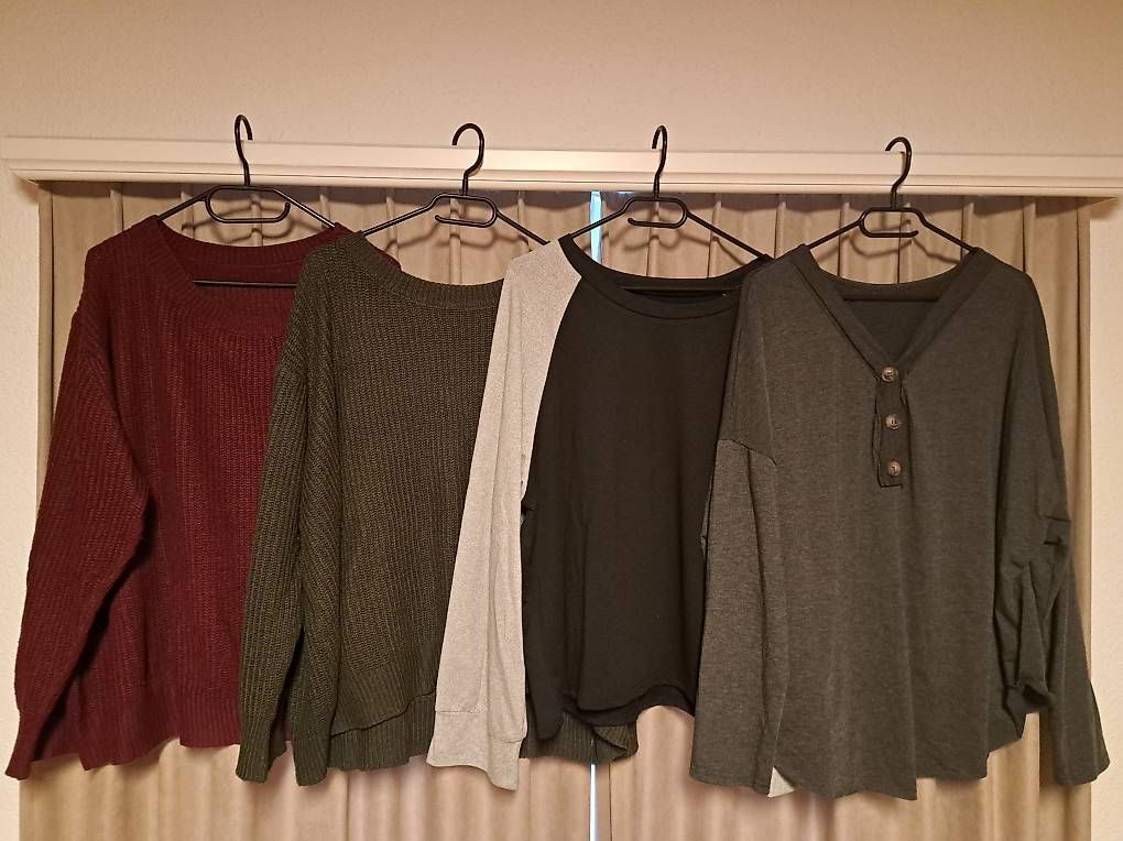 Lots de vêtements: Kleiderpaket Kleiderset Pullover Grösse 48/50 – D'occasion à Triesen par Snowball82 1