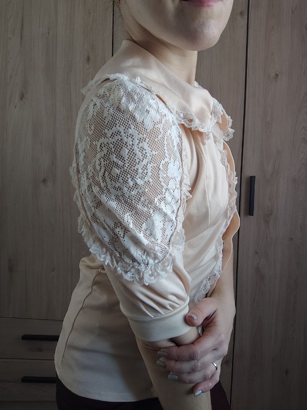 Camicette: Vintage Peach Lace Blouse S – Usato da Mägenwil venduto da VintageGirly 3