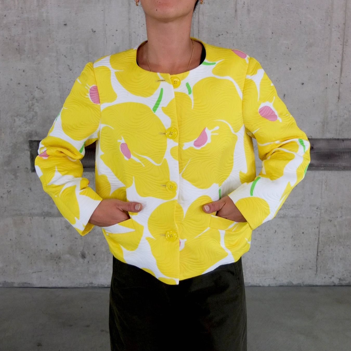 Moschino Jacken: Boutique Moschino Jacke, G. 40 – Gebraucht aus Basel von Brocki-auf-dem-Wolf 1