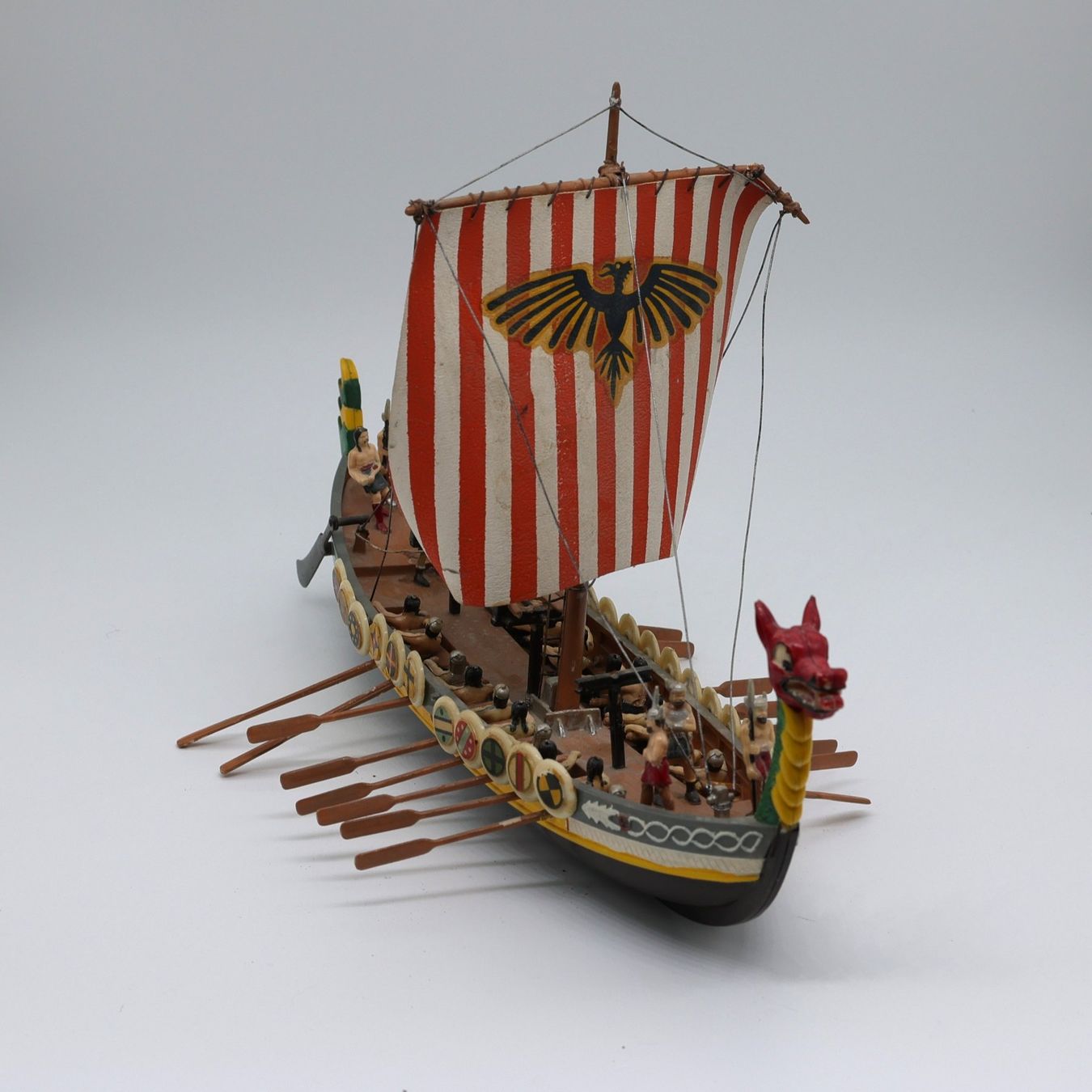 Wiking Kit di modellismo & Modellini statici: Schiffsmodell - Wikinger-Drachenschiff 30x7x19cm – Usato da Volketswil venduto da brockipfannenstil
