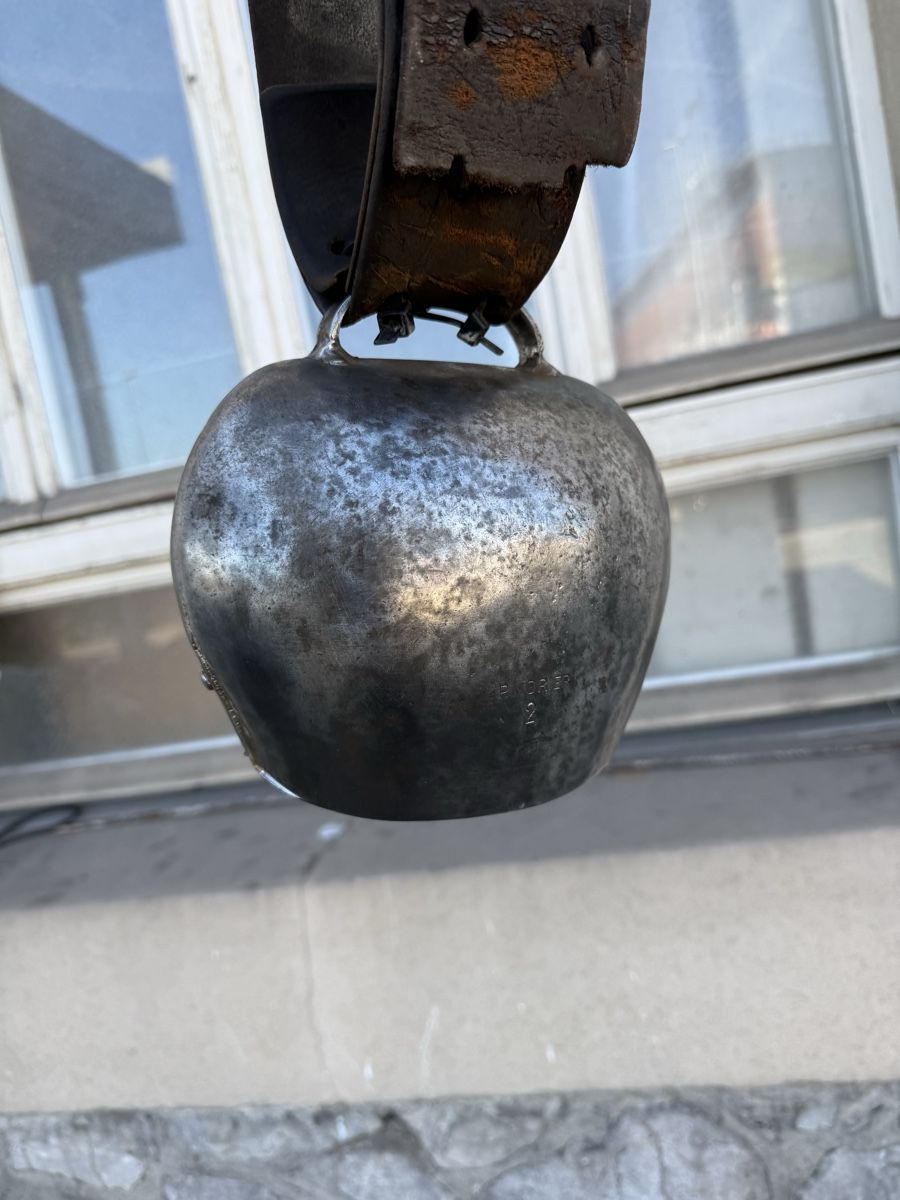 Morier Campanacci mucche: Cloche de vache Paul Morier – Usato da Denges venduto da tin_2fxr 2
