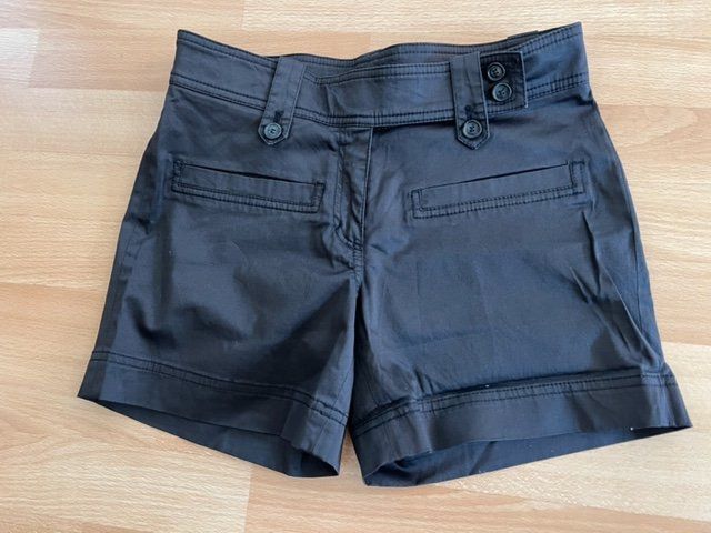 Gant Hosen: Damen Shorts Gant Gr.34 – Gebraucht aus Wabern von adamovski