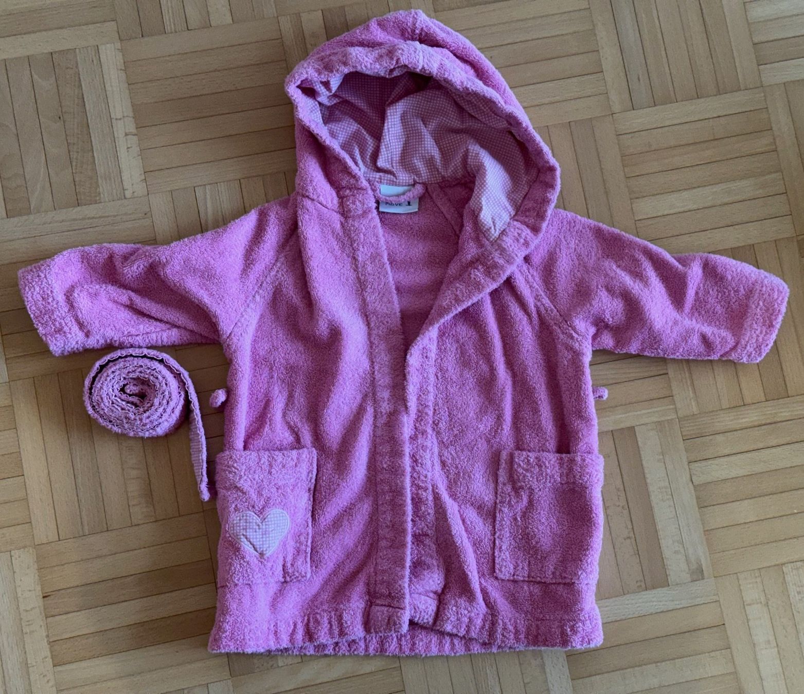 Bademäntel: Möve Bademantel, Grösse 92, Farbe pink – Gebraucht aus Oberägeri von SpidiamSee