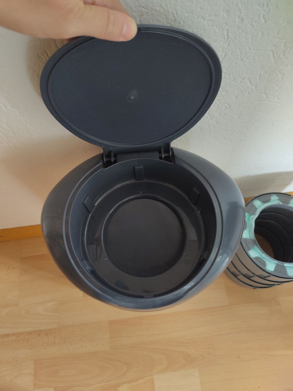 Tommee Tippee Cestini per rifiuti: Windeleimer Sangenic Tommee Tippee Simplee – Usato da Ostermundigen venduto da Jinushka 2