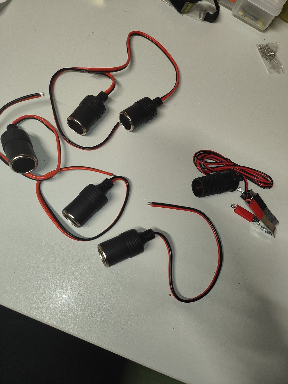 Tutti pezzi di ricambio auto: auto zigaretten zünder  – Usato da Schöftland venduto da magicX01 4