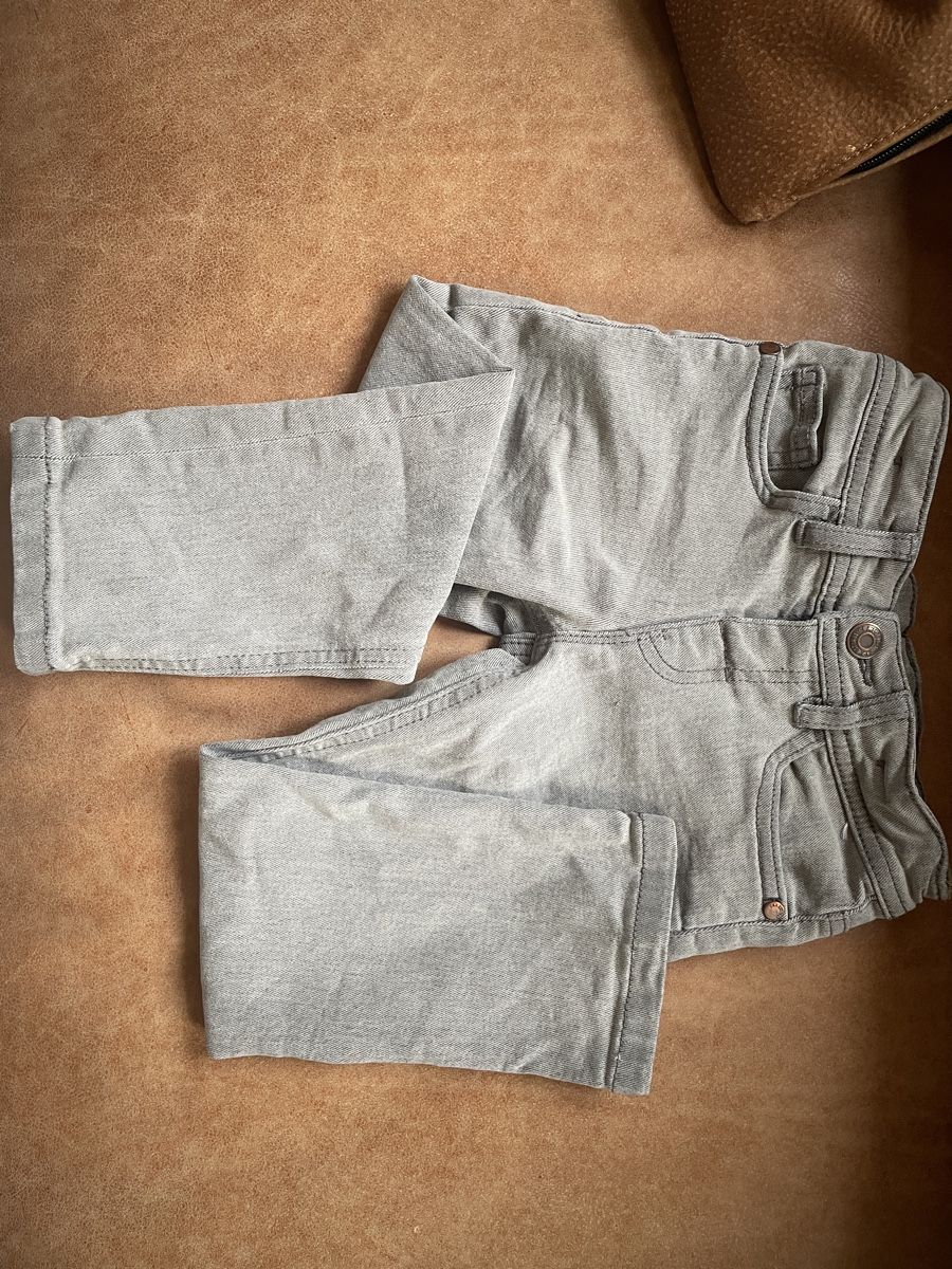 C&A Pantaloni: Hose Grösse 98 grau – Usato da Winden venduto da gini_bini