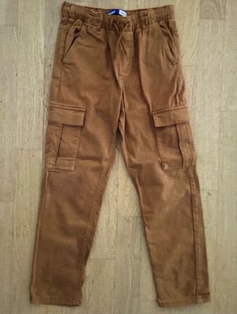 OKAÏDI Pantalon camel cargo taille élastique 134 / 9 ans