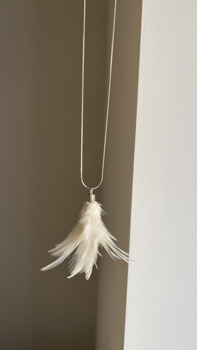 Catenine: Collana con ciondolo piuma bianca argento – Usato da Lugano venduto da yul_fhg2 4