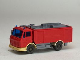 VE1- Wiking Mercedes Feuerwehr Löschfahrzeug