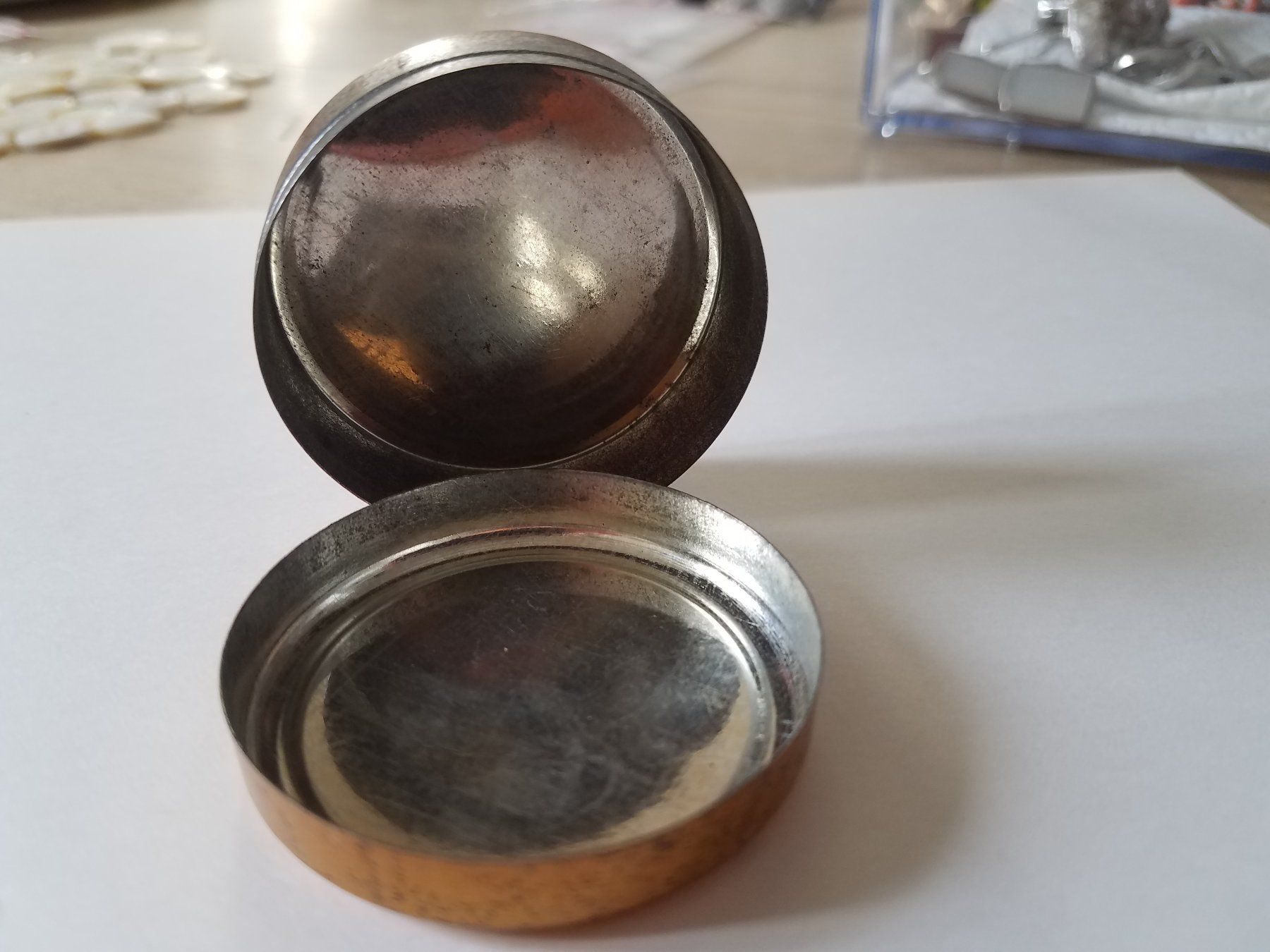 Behälter & Ähnliches: Antike Pillen Dose Blechdose Goldhammer Vintage – Gebraucht aus Rorschacherberg von Marubium 4