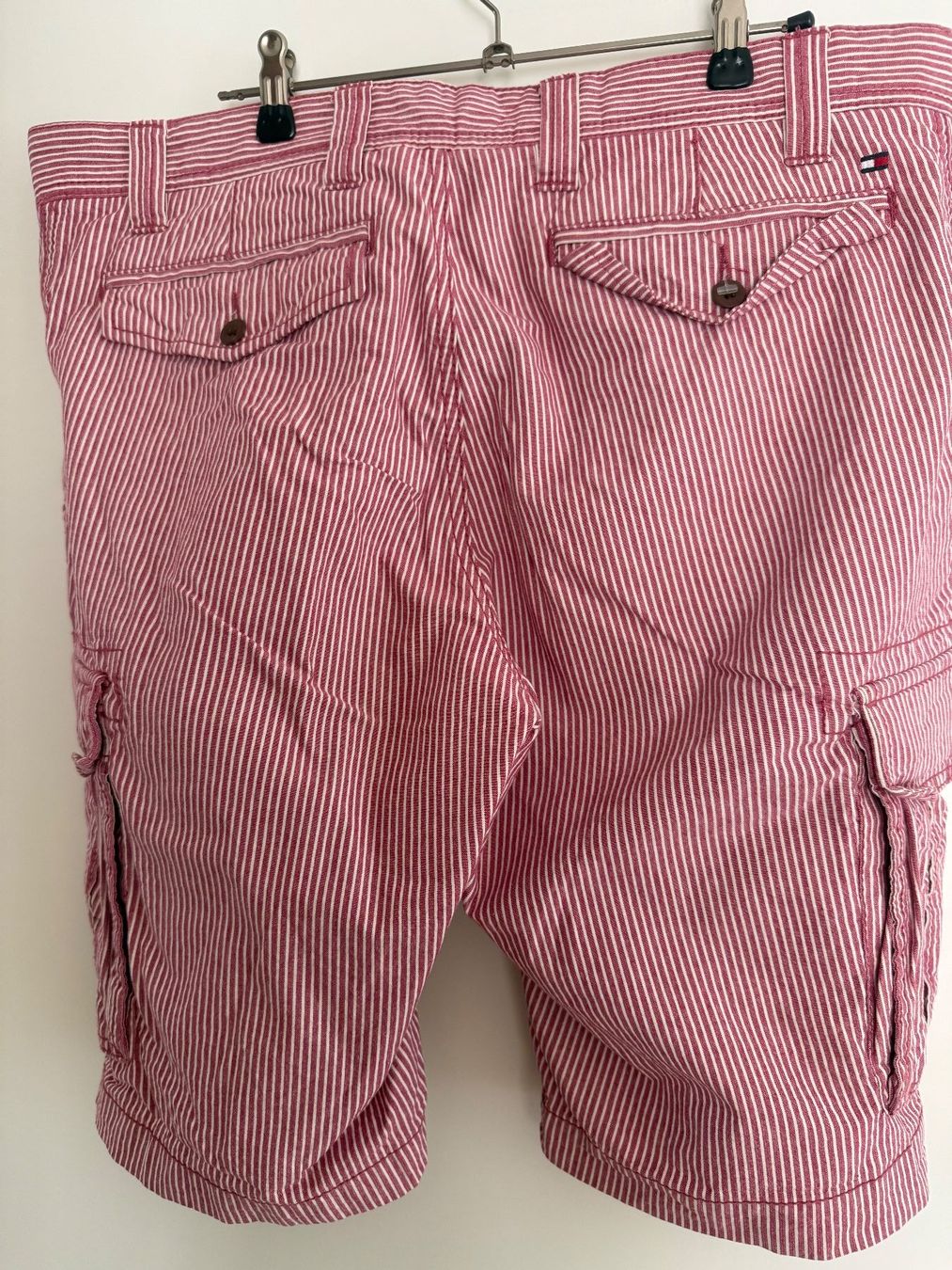 Tommy Hilfiger Hosen: BERMUDA SHORTS TOMMY HILFIGER GR.S/M – Gebraucht aus Steg im Tösstal von goldlionfree 1