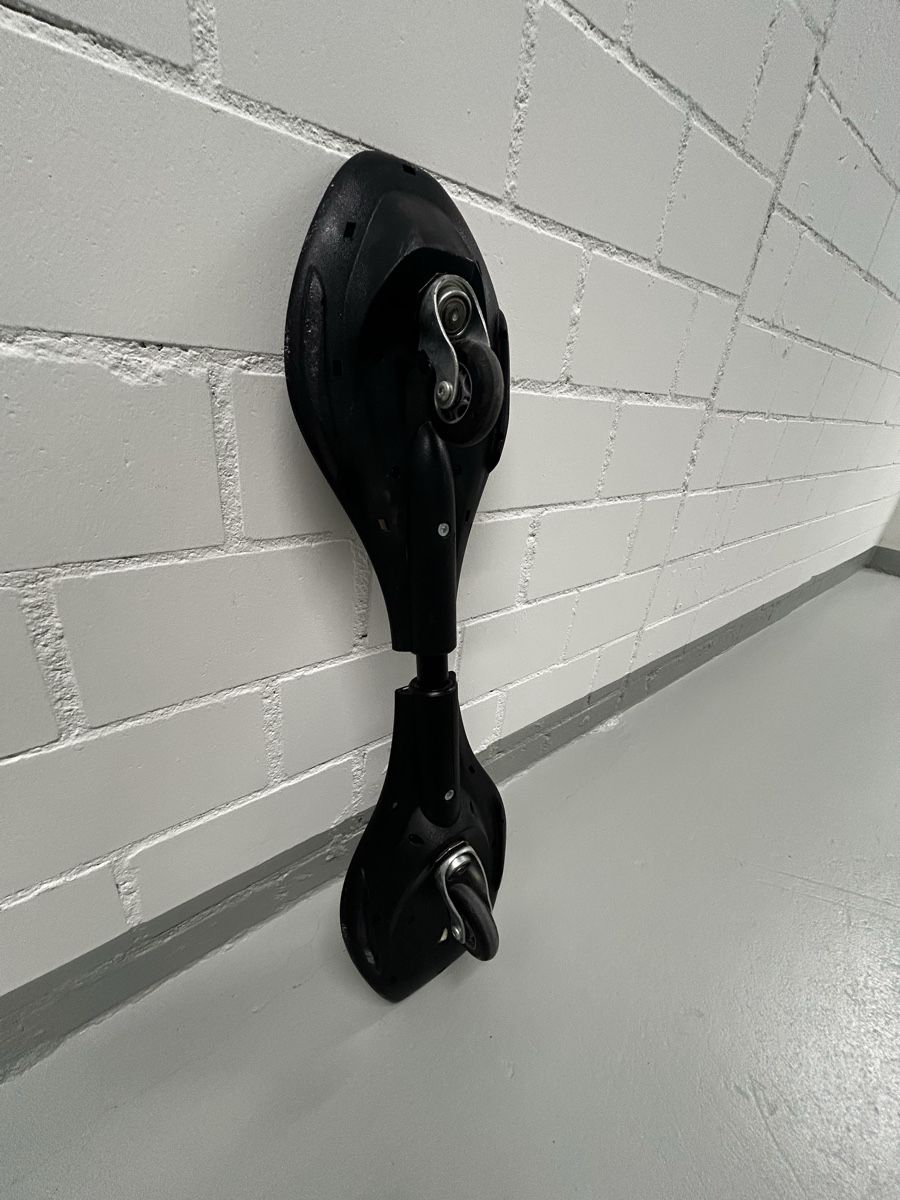 Skateboards: Waveboard zwei-teilig schwarz gebraucht – Usato da Winterthur venduto da AB98 2