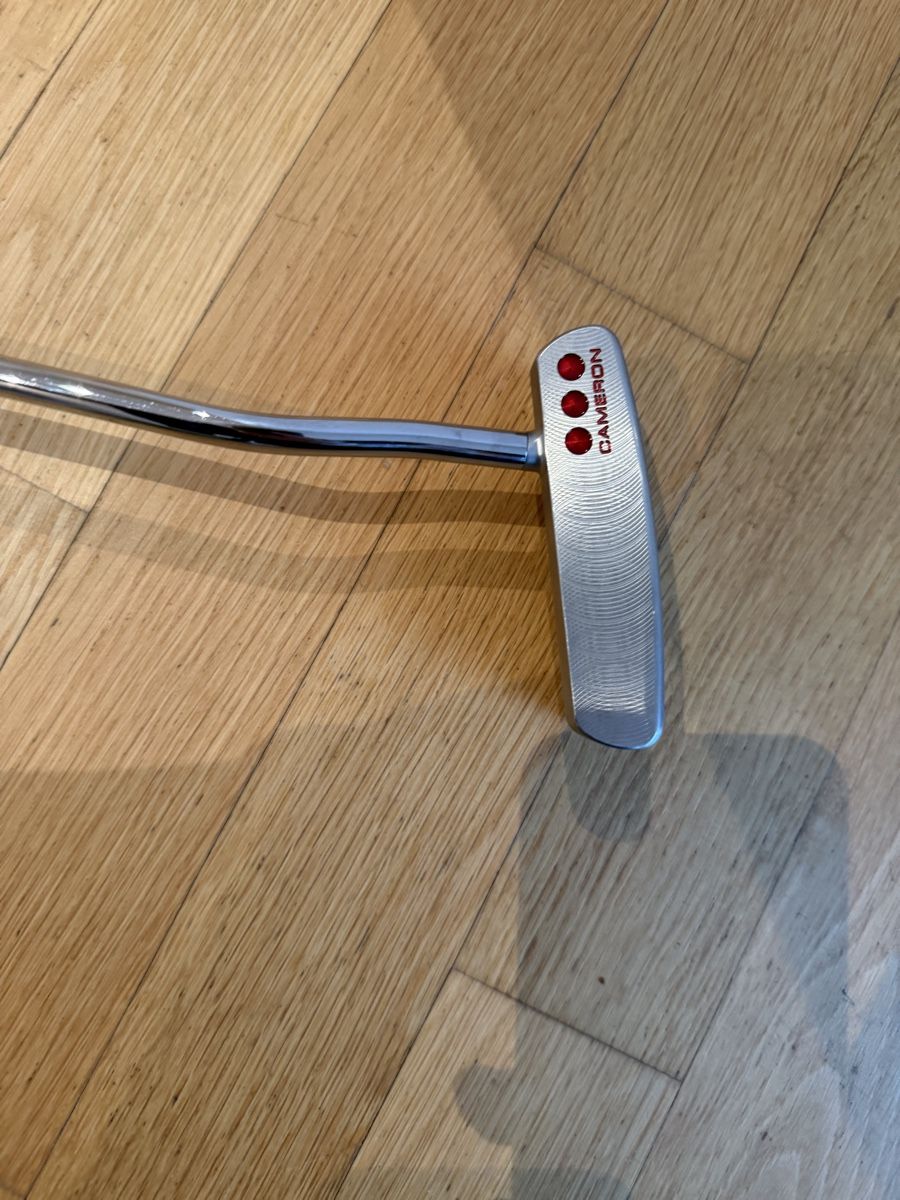 Scotty Cameron Clubs & Sets: Golf Putter Scotty Cameron Studio Select No.1 gebraucht – D'occasion à Luzern par Havenjaa 1