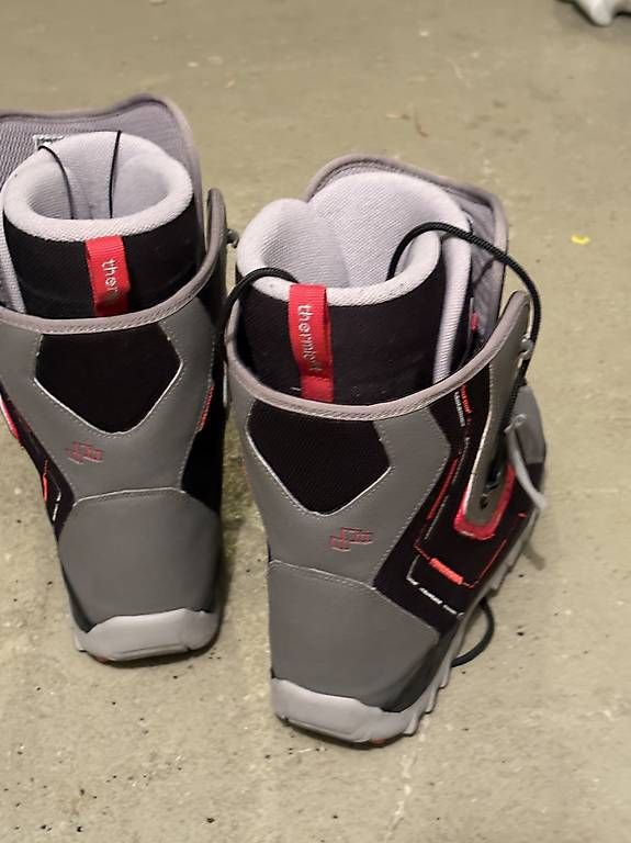 Scarpe per ragazzi: Snowboardschuh, Salomon Größe 42 2/3 - 27 – Usato da Solothurn venduto da Kuesel1 2
