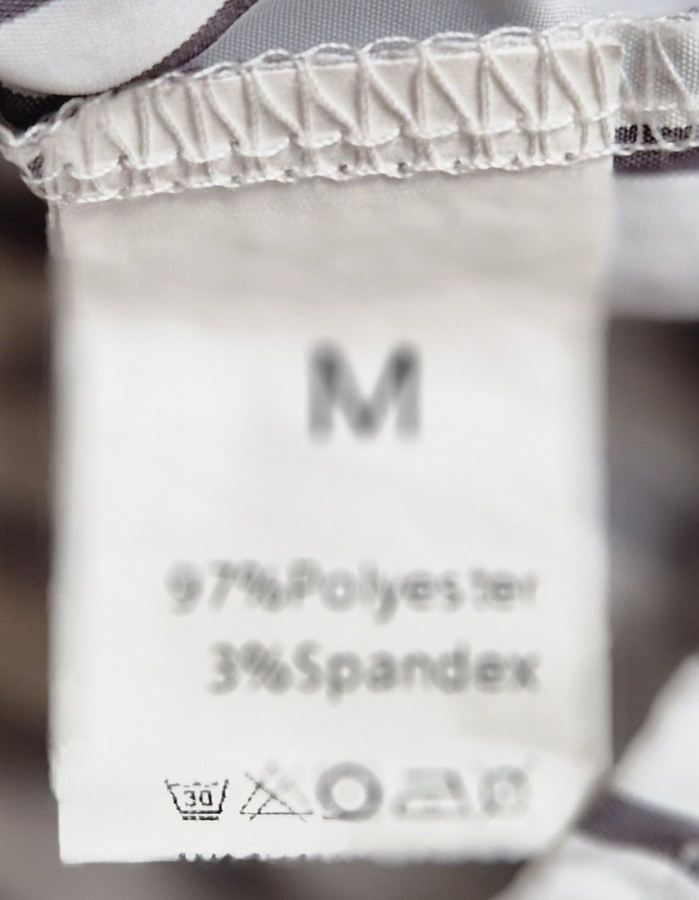 Camicette: 75) kurzärmlige Bluse Grösse M – Nuovo (secondo la descrizione) da Menziken venduto da chs_xd76 2