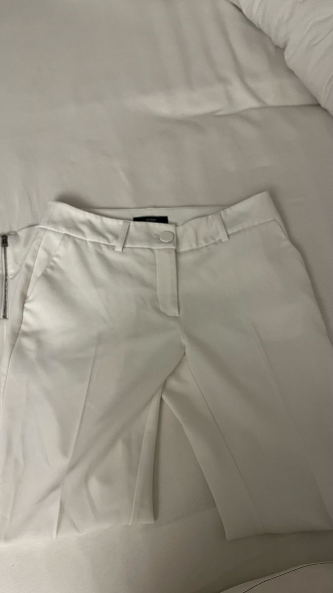 Guess Pantalons: Guess Hose, weiss, Gr. M – D'occasion à Kirchberg SG par lar_8mw6