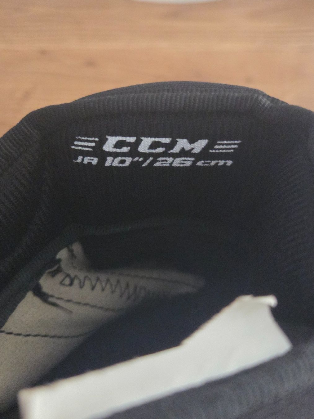 Ccm Guanti & manicotti: Kinder Hockeyhandschuhe Gr. 10 – Usato da Langnau i. E. venduto da Muellers3 1