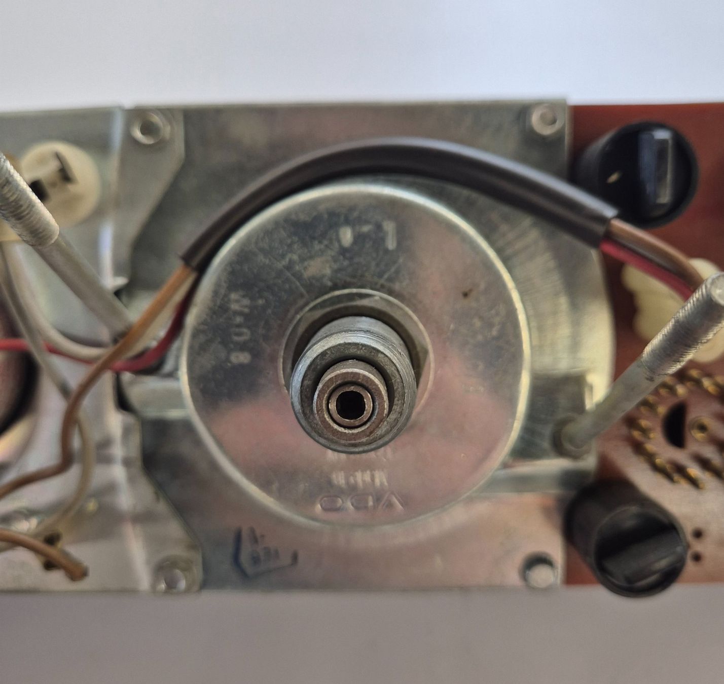BMW Tutti pezzi di ricambio auto: BMW 2002 Tacho – Usato da Bremgarten AG venduto da Osella5 7